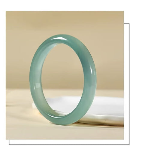 Green Jade Bangle